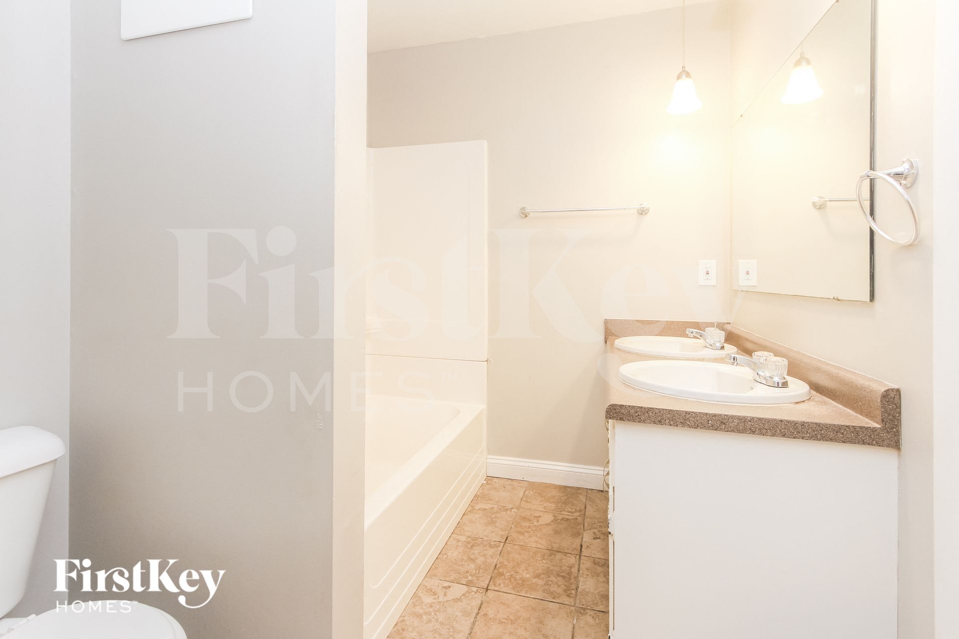 Building Photo - 324 Hopkins Rd