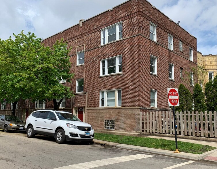 Exterior (corner of Kostner and Belden) - 4402 W Belden St