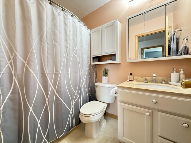 Building Photo - 478 Preston Cir