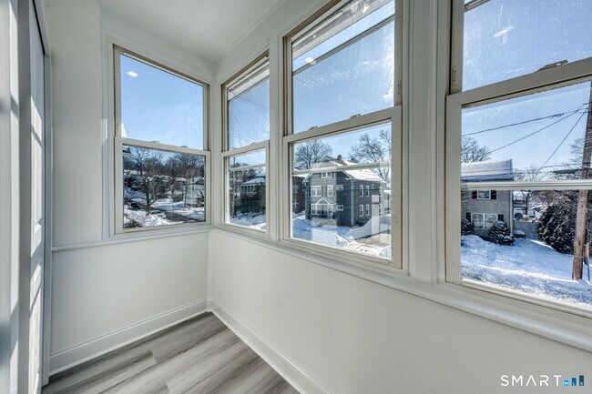 Building Photo - 44 Wallace Row