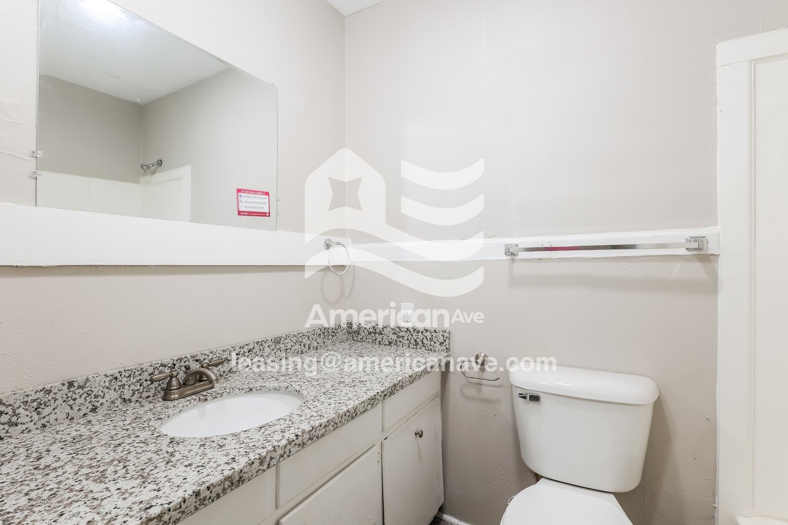 Building Photo - 1744 Cheswood Dr