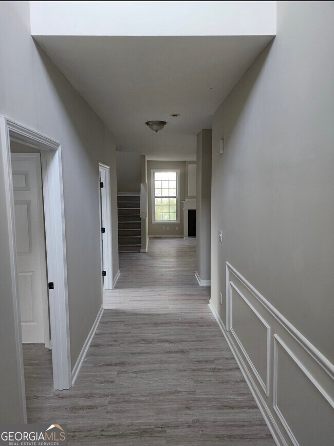 Building Photo - 138 Shady View Pl