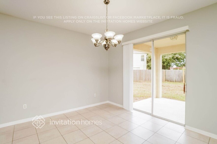 Building Photo - 9305 Zincoe Ln