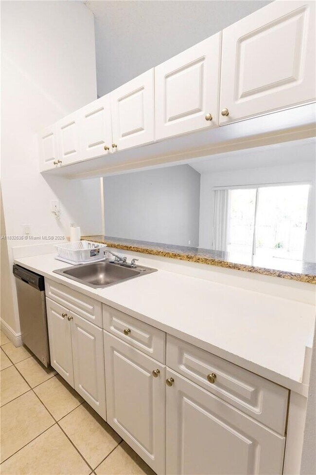 Building Photo - 15770 SW 106th Terrace