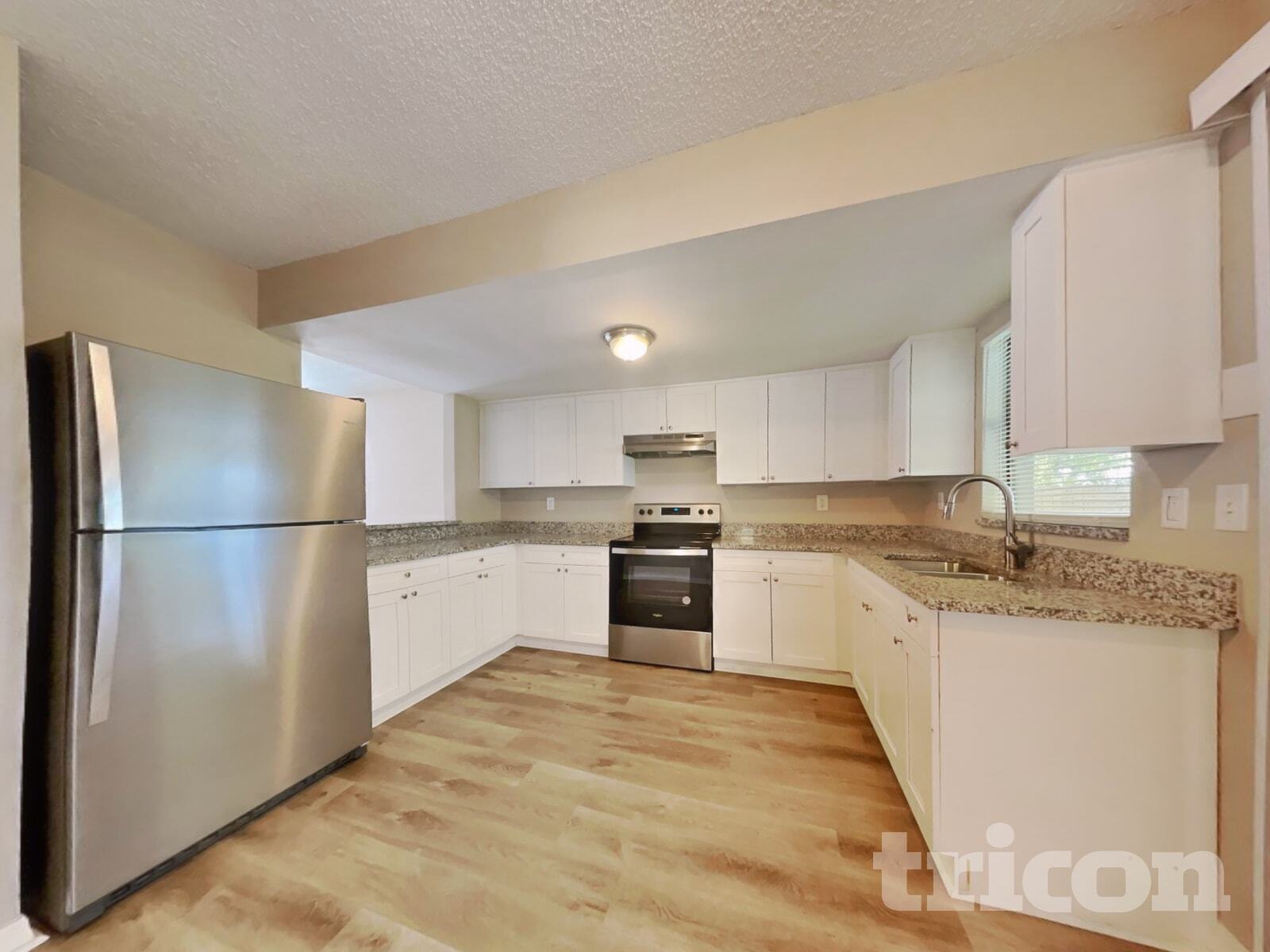 Building Photo - 4930 44th Ave N