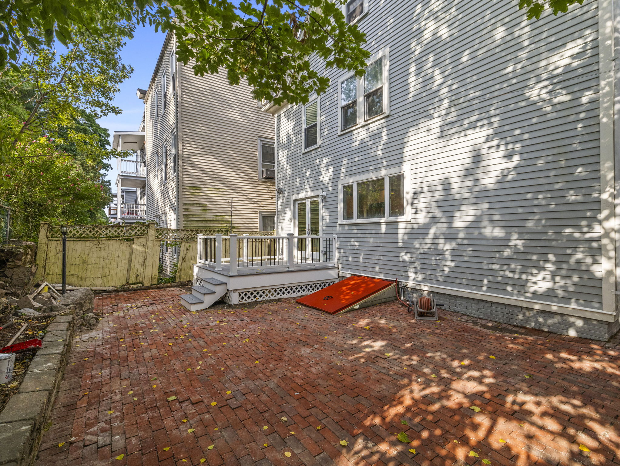 Building Photo - 37 Hancock St