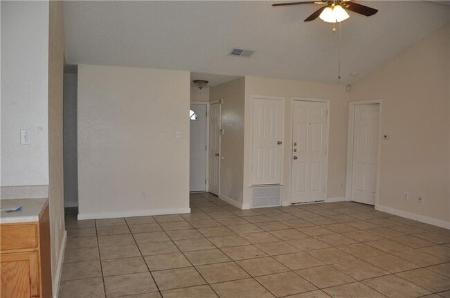 Building Photo - 1006 Canterfield Ln