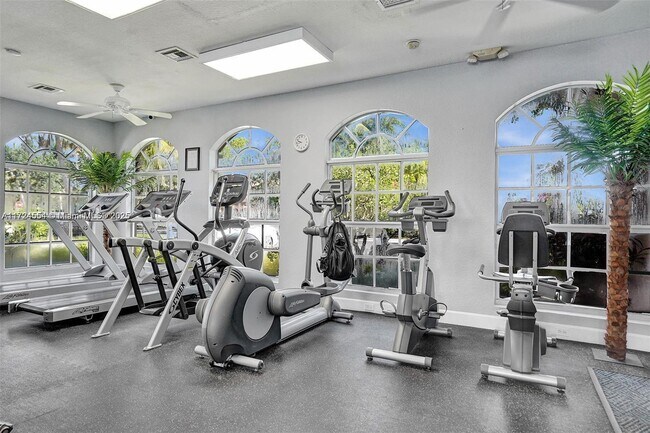Building Photo - 2613 SW 83rd Ave