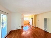Building Photo - 2707 Pomeroy Ave