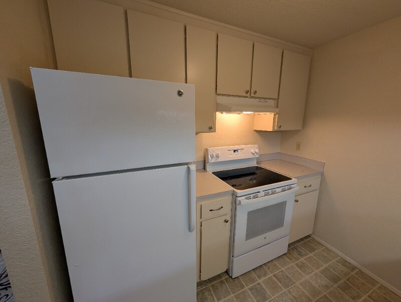 Building Photo - 4617 80th St NE