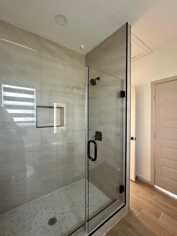 Building Photo - 2100 E San Andrea St