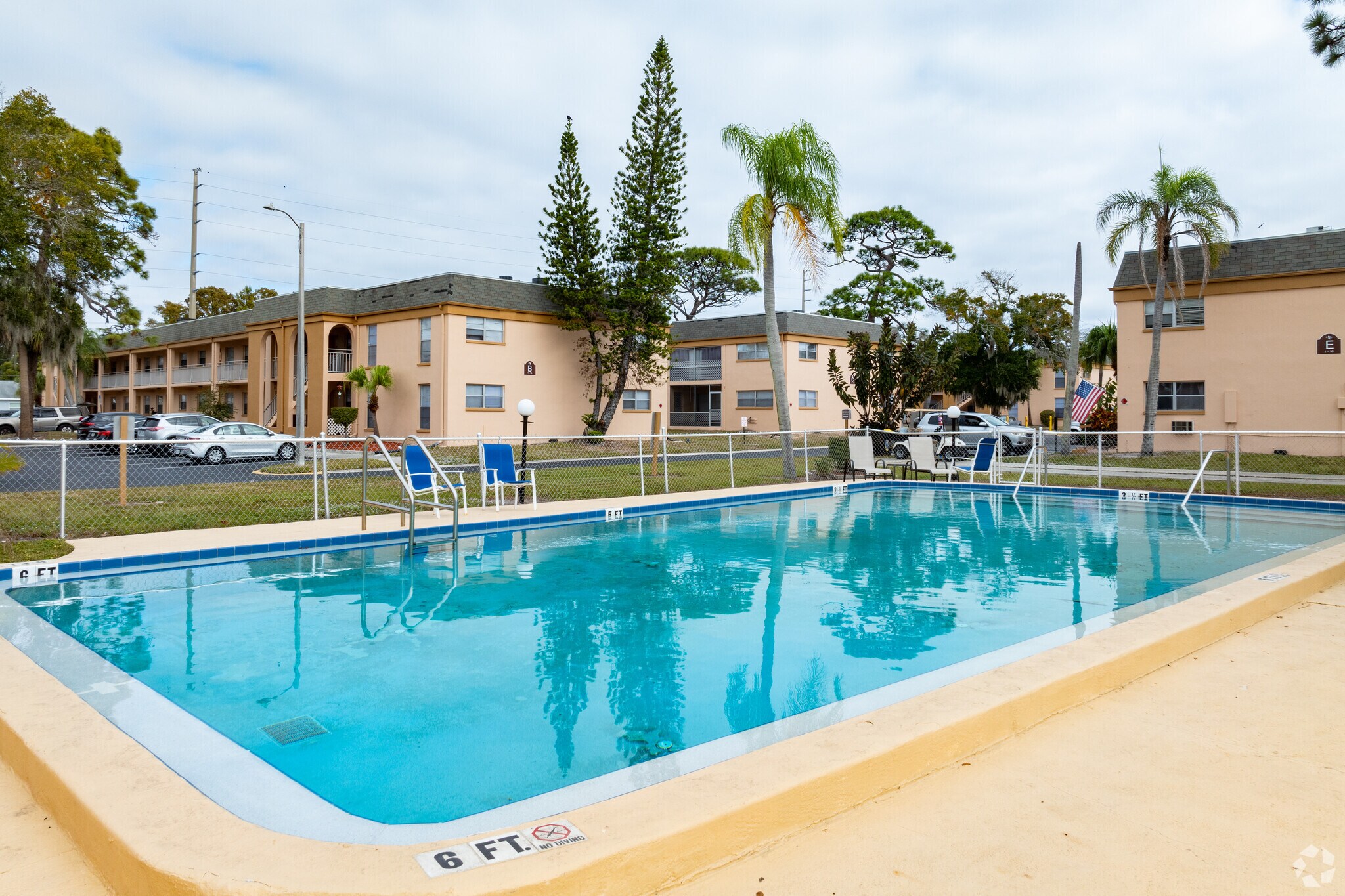 Pool - Highland Park