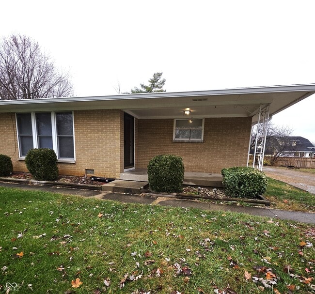 Building Photo - 10701 Broadway St