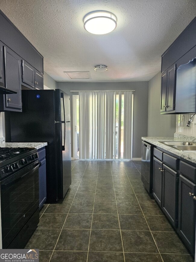 Building Photo - 4115 Cranwood Dr