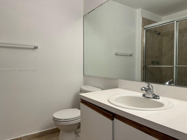 Building Photo - 840 Cypress Park Way
