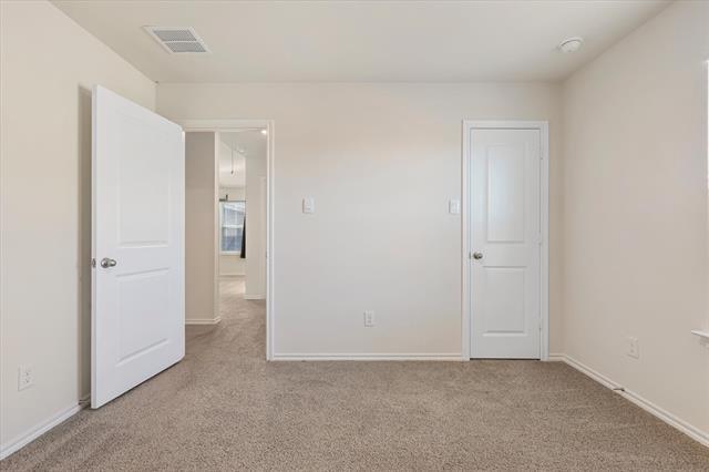 Building Photo - 3329 Watterson Wy