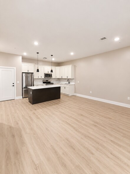 Building Photo - 6121 Bergenline Ave