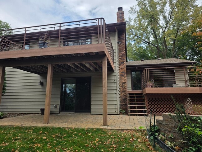 Building Photo - 4110 Juneau Ln N