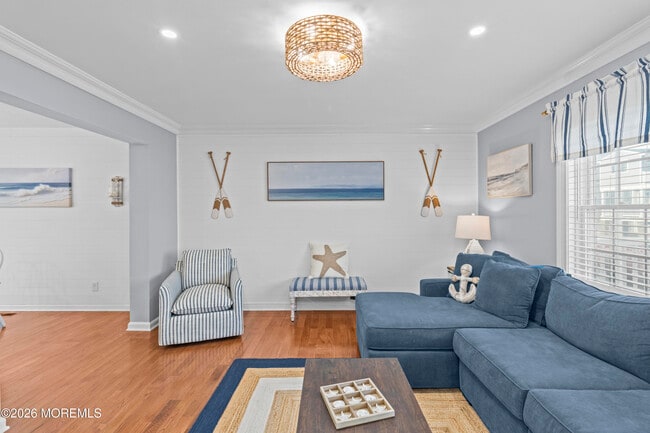 Building Photo - 45 Fielder Ave