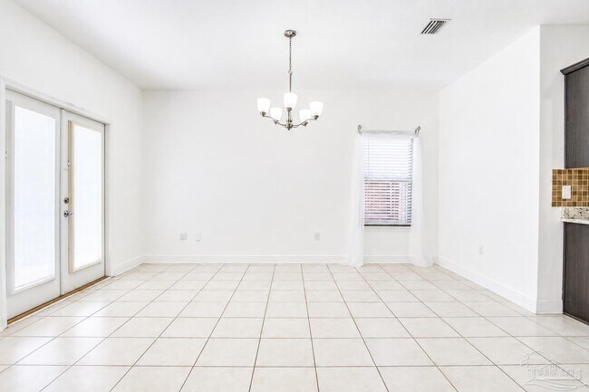 Building Photo - 1724 Waterford Sound Blvd
