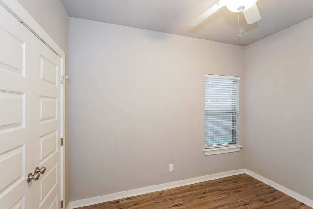 Building Photo - 218 S Preston St