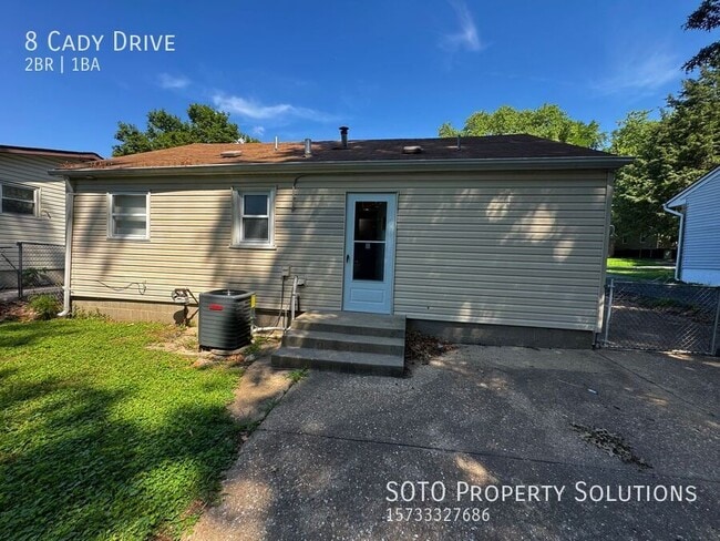 Building Photo - 8 Cady Dr