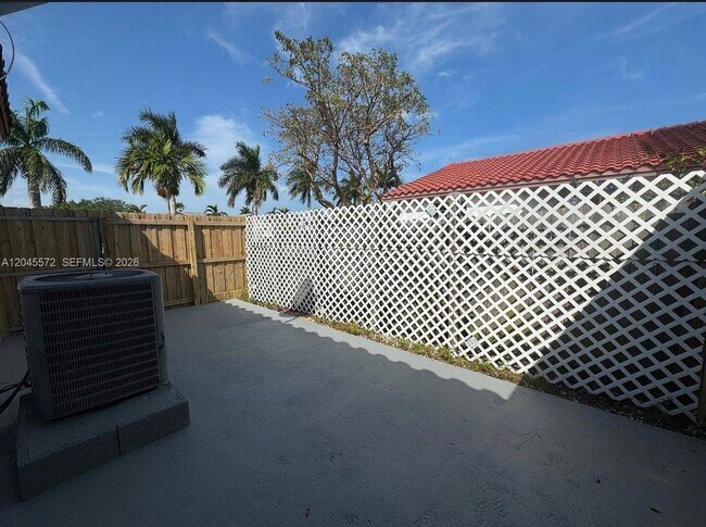 Building Photo - 20705 SW 81st Ct