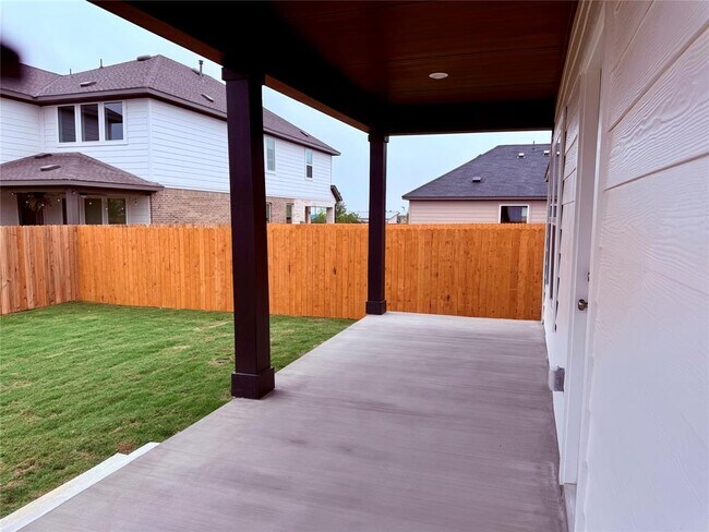 Building Photo - 134 Big Banyan Dr