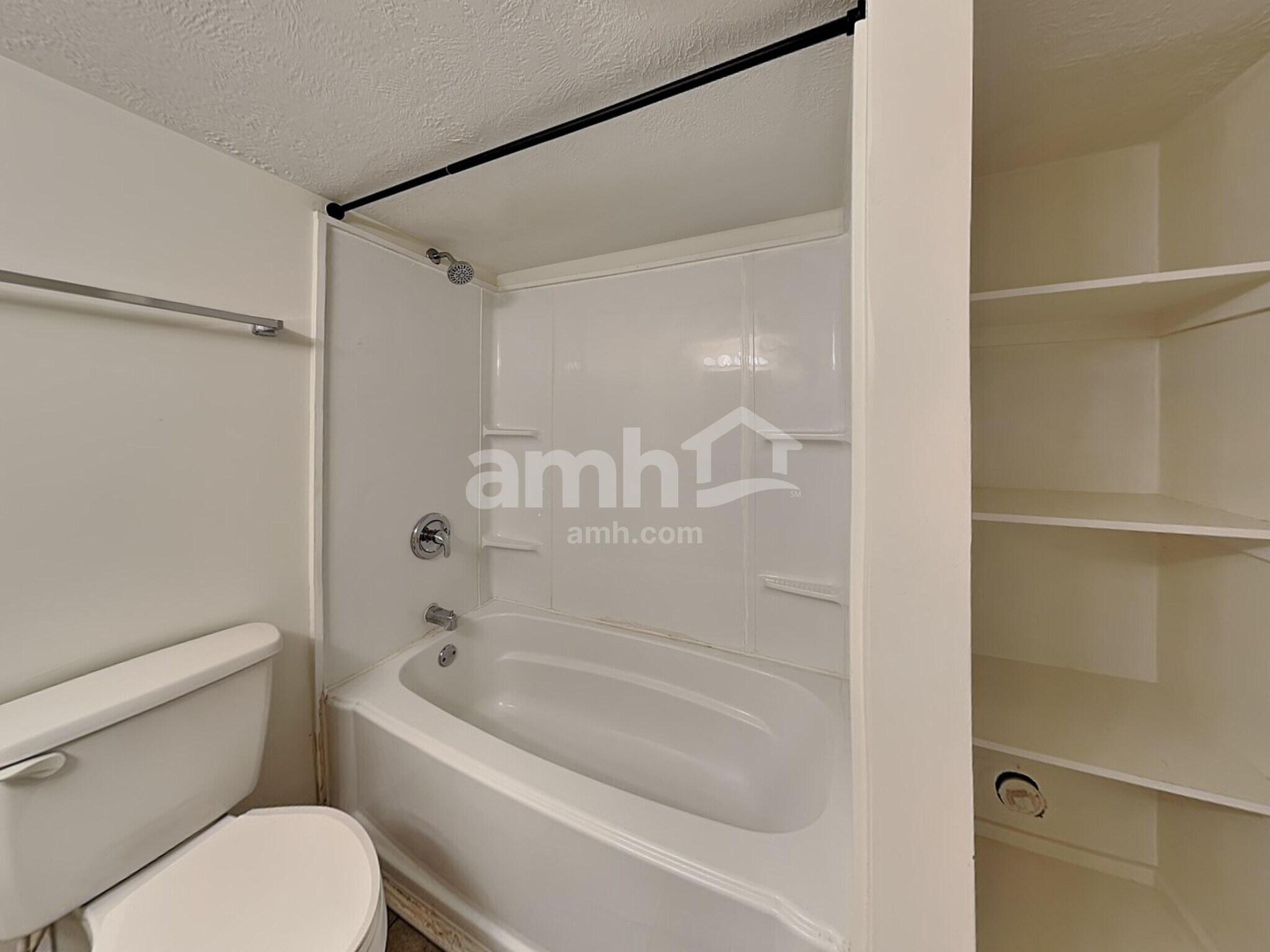 Building Photo - 8359 Sawtooth Oak Dr