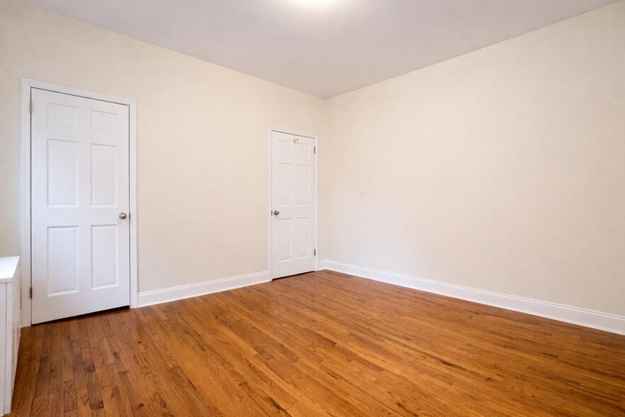 Building Photo - 300 Fort Washington Ave