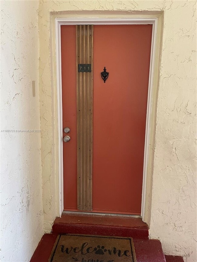 Primary Photo - 8550 SW 149th Ave