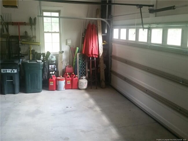 Building Photo - 866 Loblolly Dr