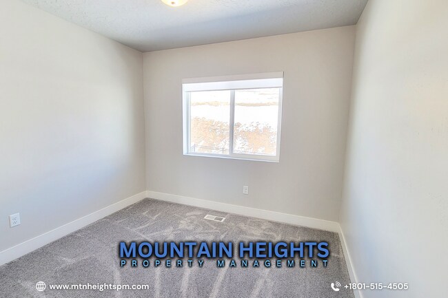 Building Photo - 2234 W Northridge Dr