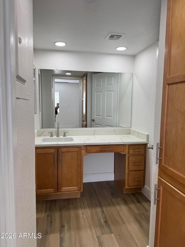 Building Photo - 3825 E Camelback Rd