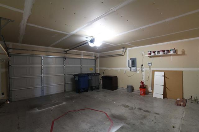 Building Photo - 930 Cedar Creek Dr