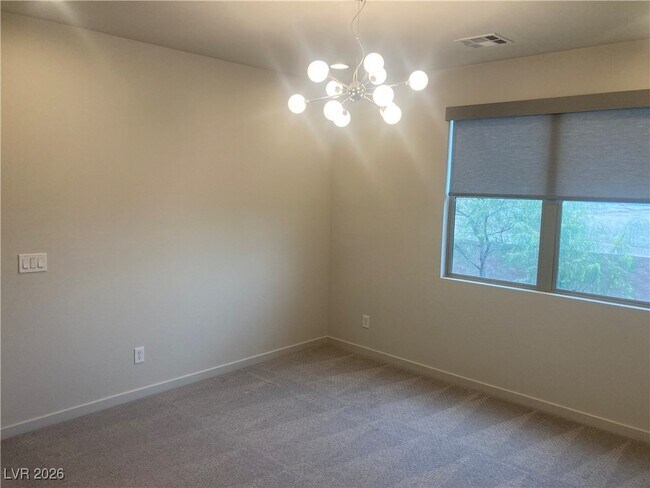 Building Photo - 1247 Rock Hls St