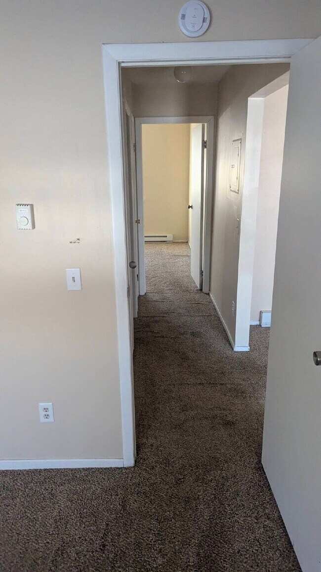 Building Photo - 721 Peachtree Pl