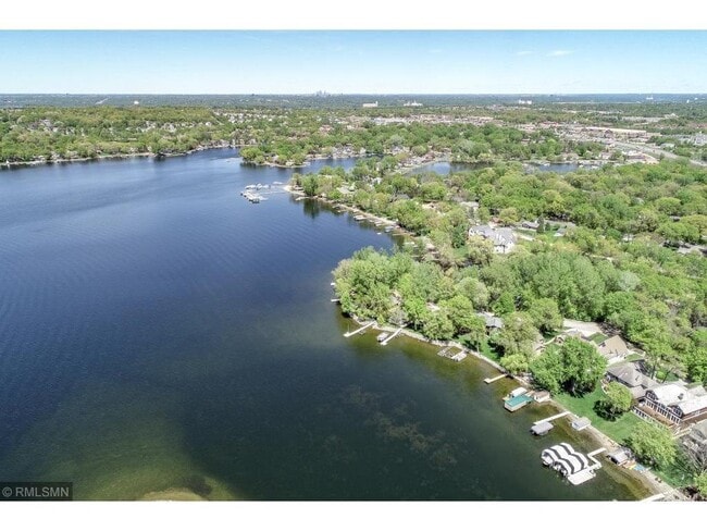 Building Photo - 14684 Cove Ave SE