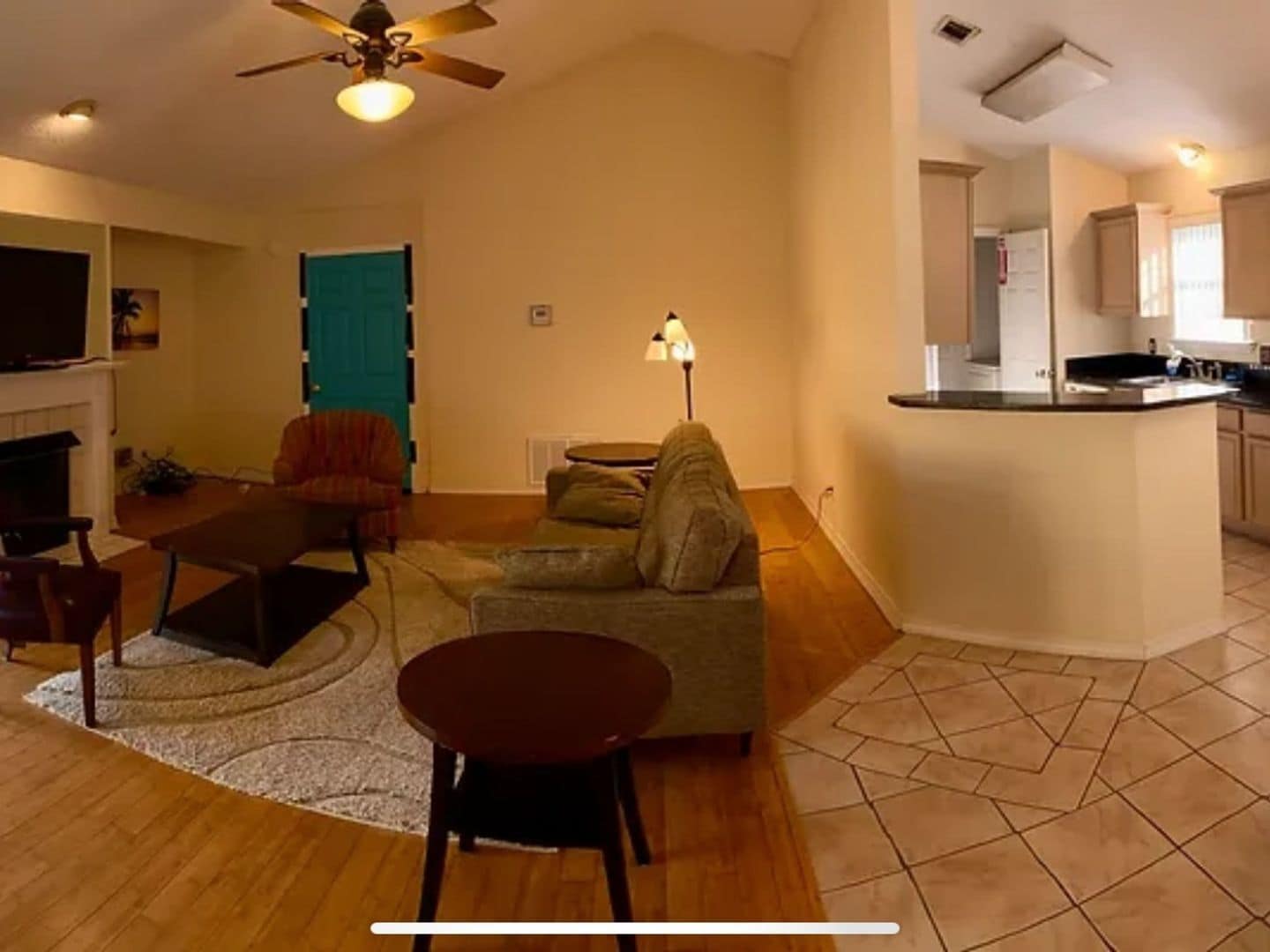 Building Photo - 853 Ladner Dr