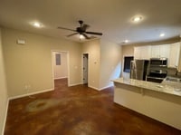 Building Photo - 1 BD/ 1 BA