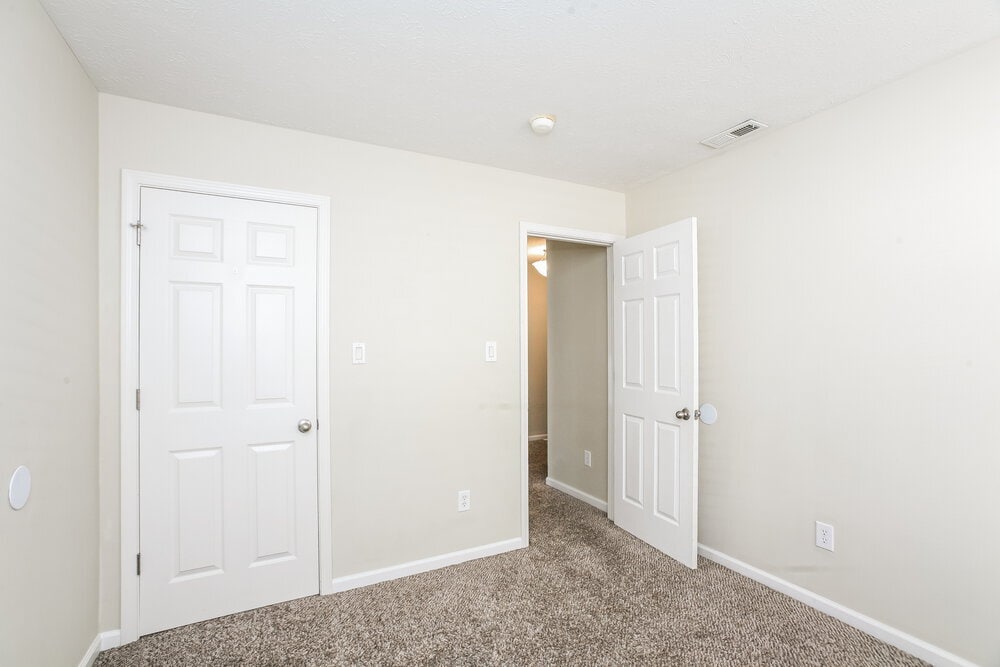 Building Photo - 12344 Deerview Dr