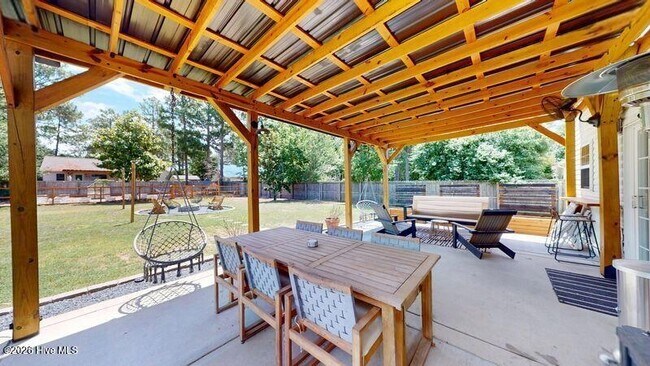 Building Photo - 345 Shepherd Trail