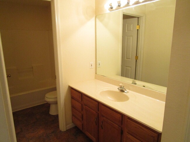 Building Photo - 4404 W Jeana Ct