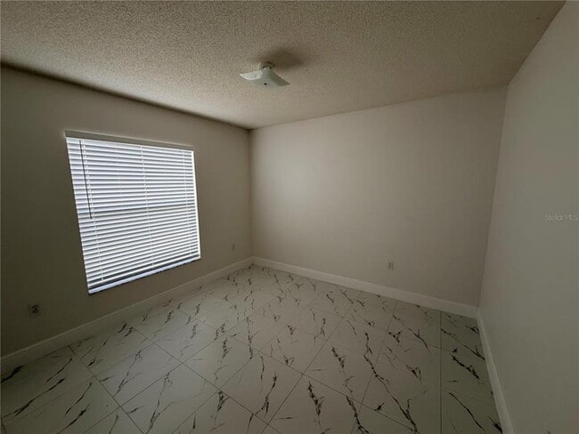 Building Photo - 145 Ocean Bluff Dr