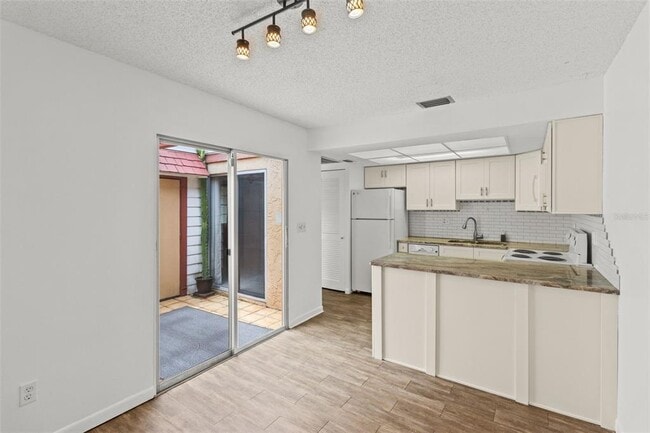 Building Photo - 1163 Orange Tree Cir W