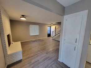 Building Photo - 9111 W Westlawn St