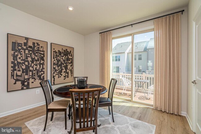 Building Photo - 3929 Small Roundtop Rd