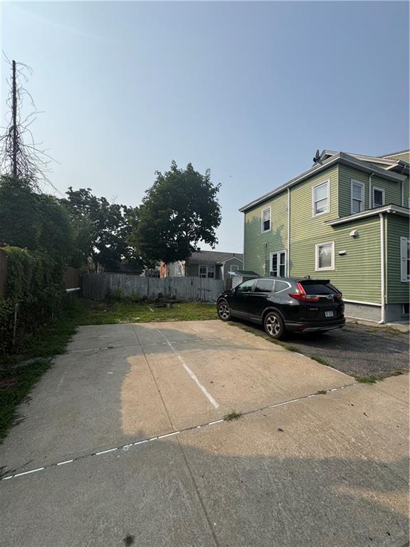 Building Photo - 23 Barrows St