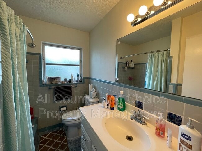 Building Photo - 2797 Renatta Dr