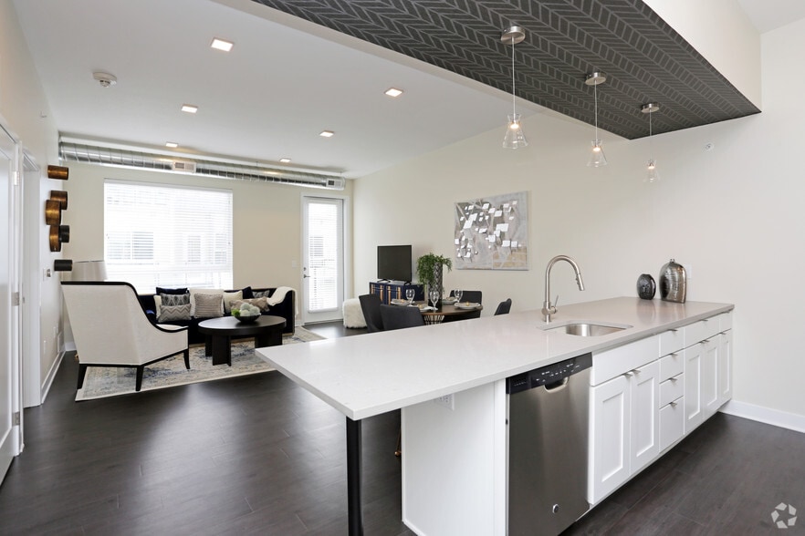 Maxwell 915 Mulberry St Des Moines IA 50309 Apartment Finder